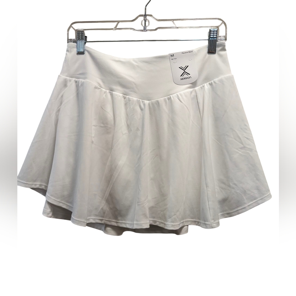Xersion-Flounce High-rise Athletic Skort- Size Medium